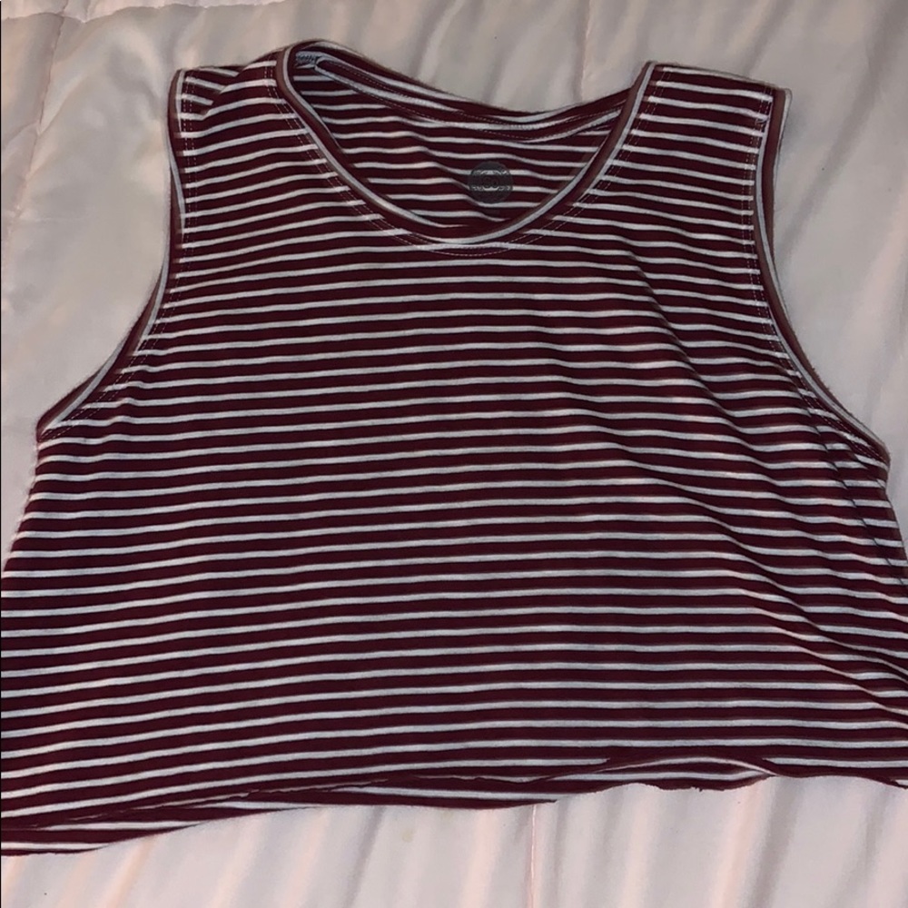 cropped tank top